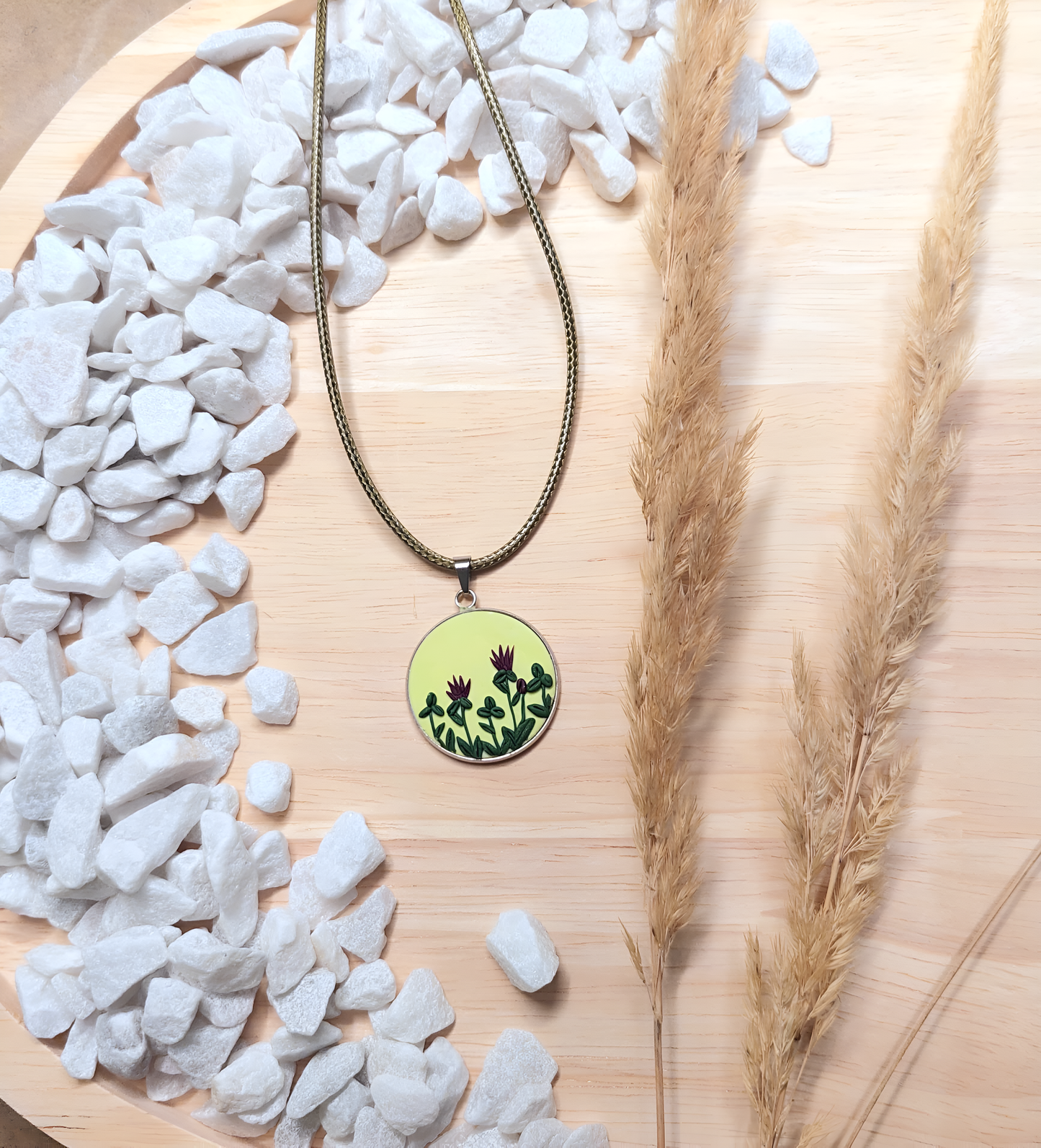 blooming clover necklace